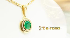 Dije en oro 18k con Esmeralda y Diamantes